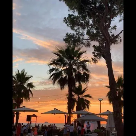 Sea View Deluxe Qerret Golem Διαμέρισμα