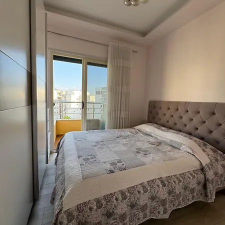Apartment Sea View Deluxe Qerret Golem *