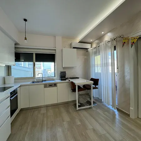Apartment Sea View Deluxe Qerret Golem Kavaje