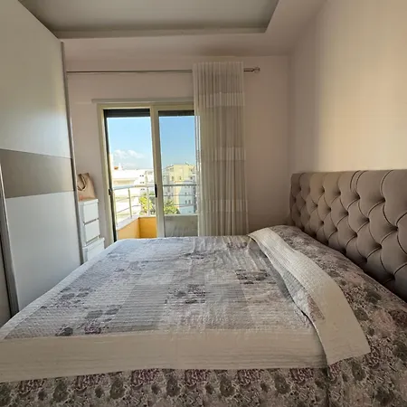 Apartment Sea View Deluxe Qerret Golem *