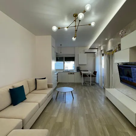 Sea View Deluxe Qerret Golem Apartment *