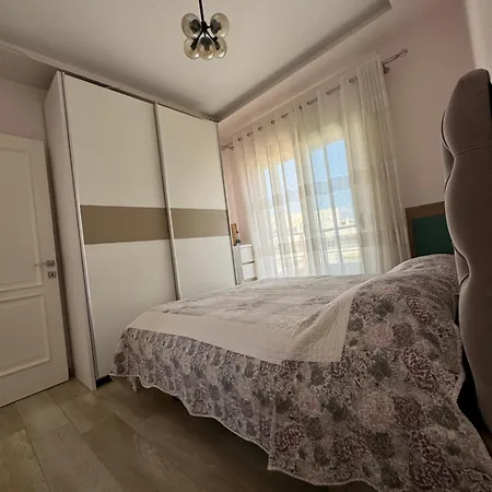 Sea View Deluxe Qerret Golem Apartment