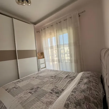 Apartment Sea View Deluxe Qerret Golem Kavaje
