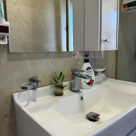 Sea View Deluxe Qerret Golem Apartment