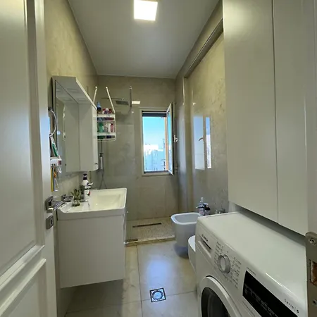 Apartment Sea View Deluxe Qerret Golem *