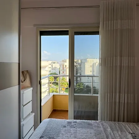 Sea View Deluxe Qerret Golem Apartment