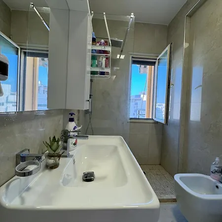 Apartment Sea View Deluxe Qerret Golem