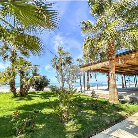 Sea View Deluxe Qerret Golem Apartment *