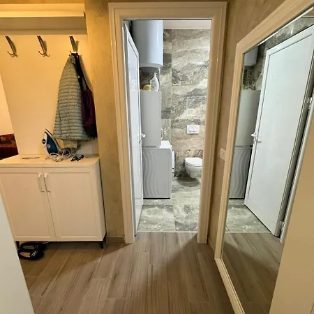 Apartment Sea View Deluxe Qerret Golem Kavaje