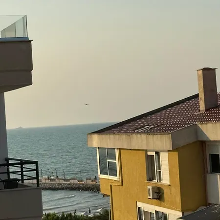 Sea View Deluxe Qerret Golem Διαμέρισμα *