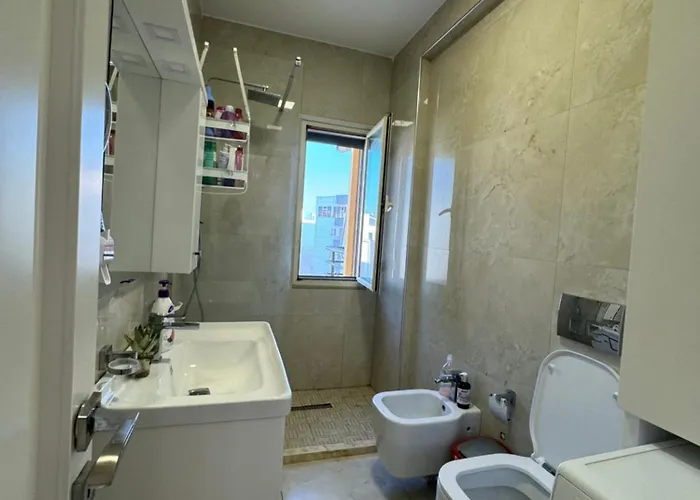 Sea View Deluxe Qerret Golem *
